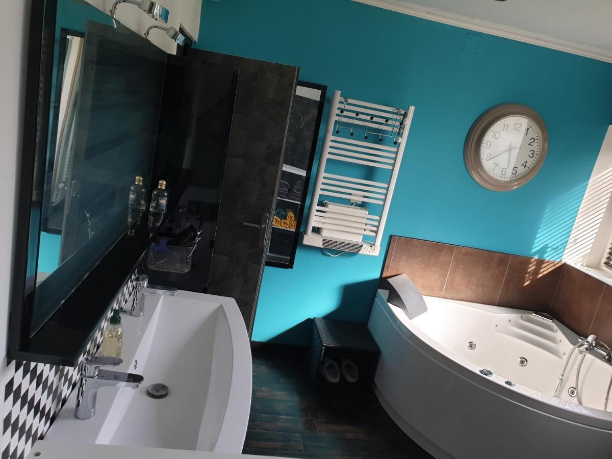 Bienvenue Chez Vous Villa Socx Exteriör bild
